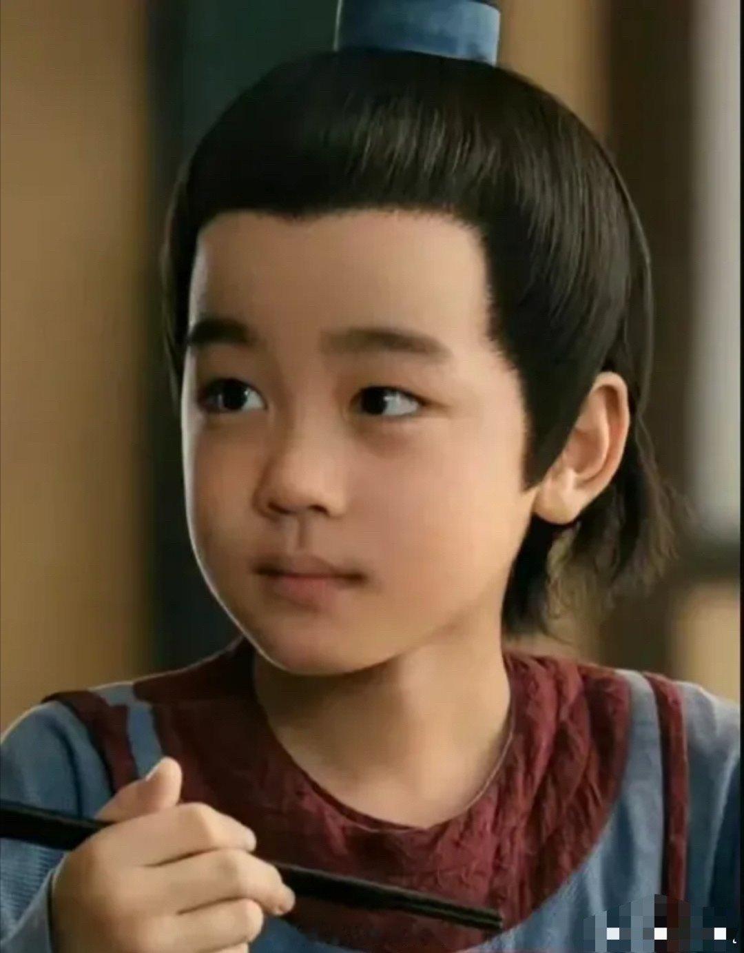 《庆余年2》拖了5年，小范闲从小孩哥拖成了青葱少年，《庆余年3》再拖5年，范闲都