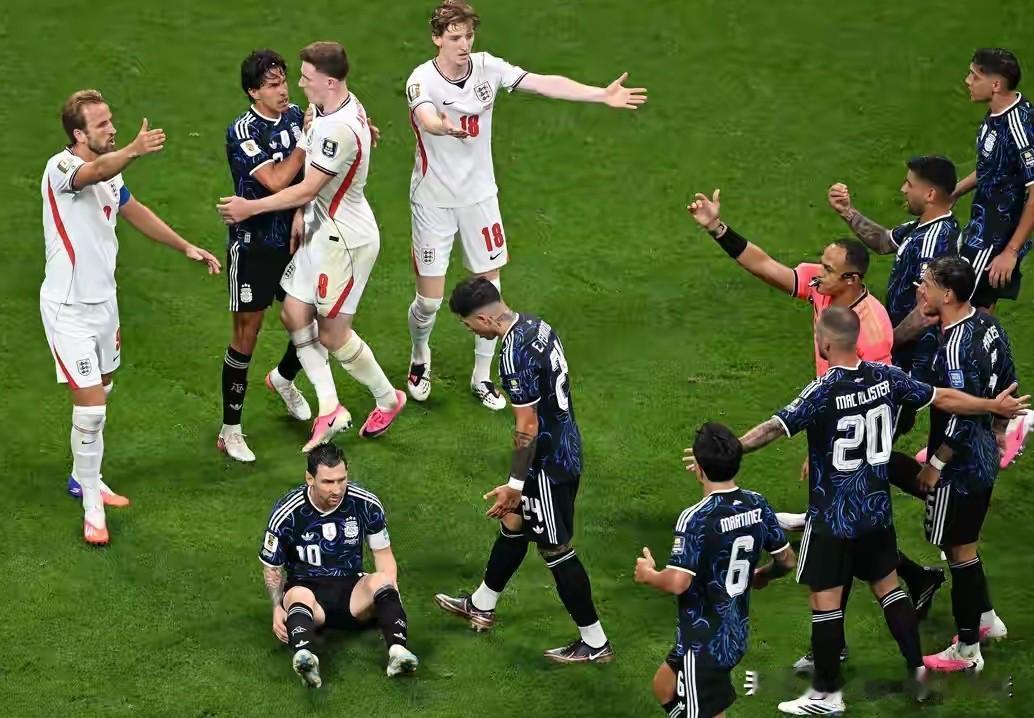 看完世界杯，阿根廷英格兰，法国西班牙  诞生5大不可思议+3大输家

1，这是卫