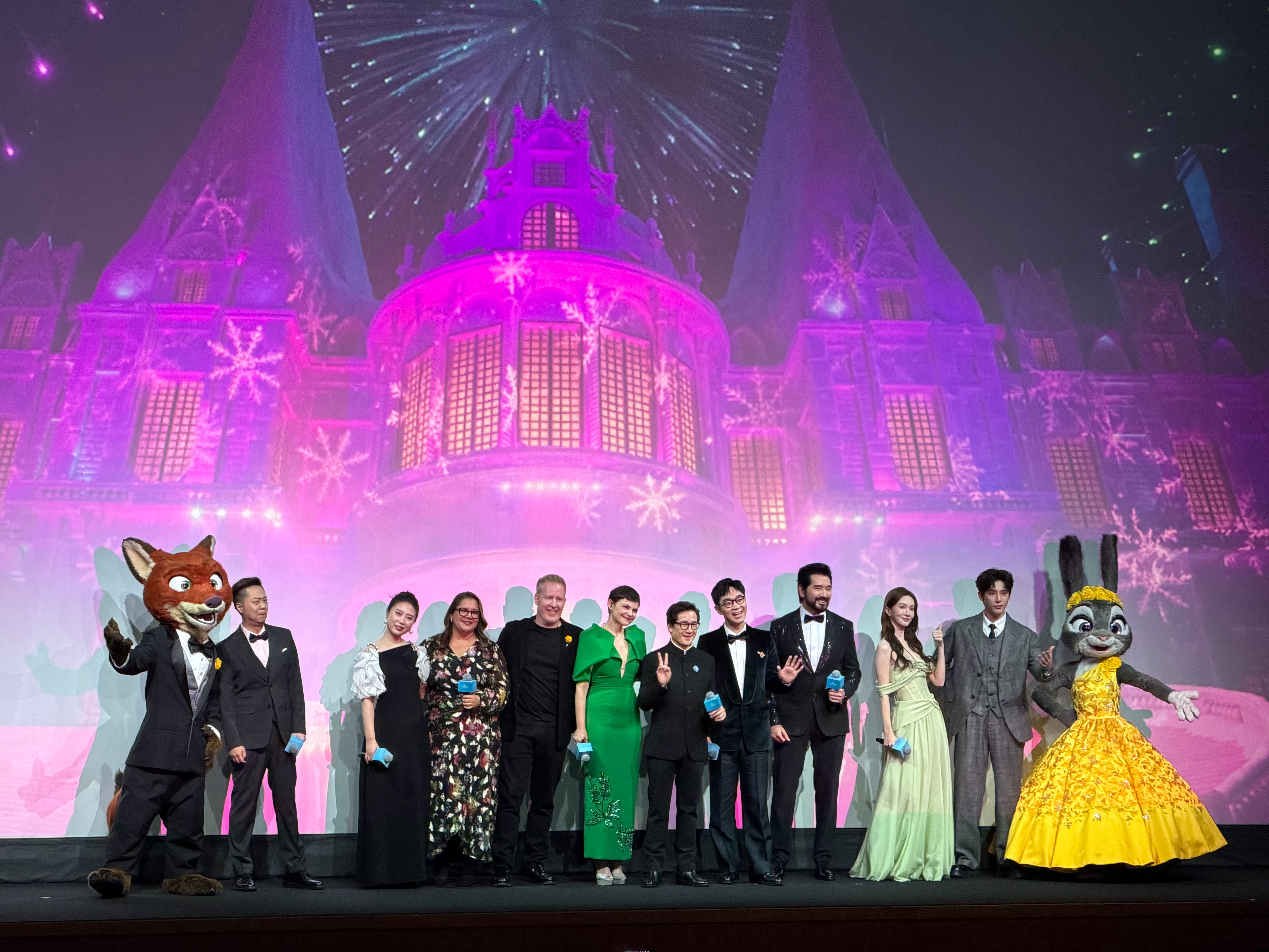 《疯狂动物城2》太太太好看了！！！刚刚看完首映已经准备二刷了，片尾曲派对动物也很