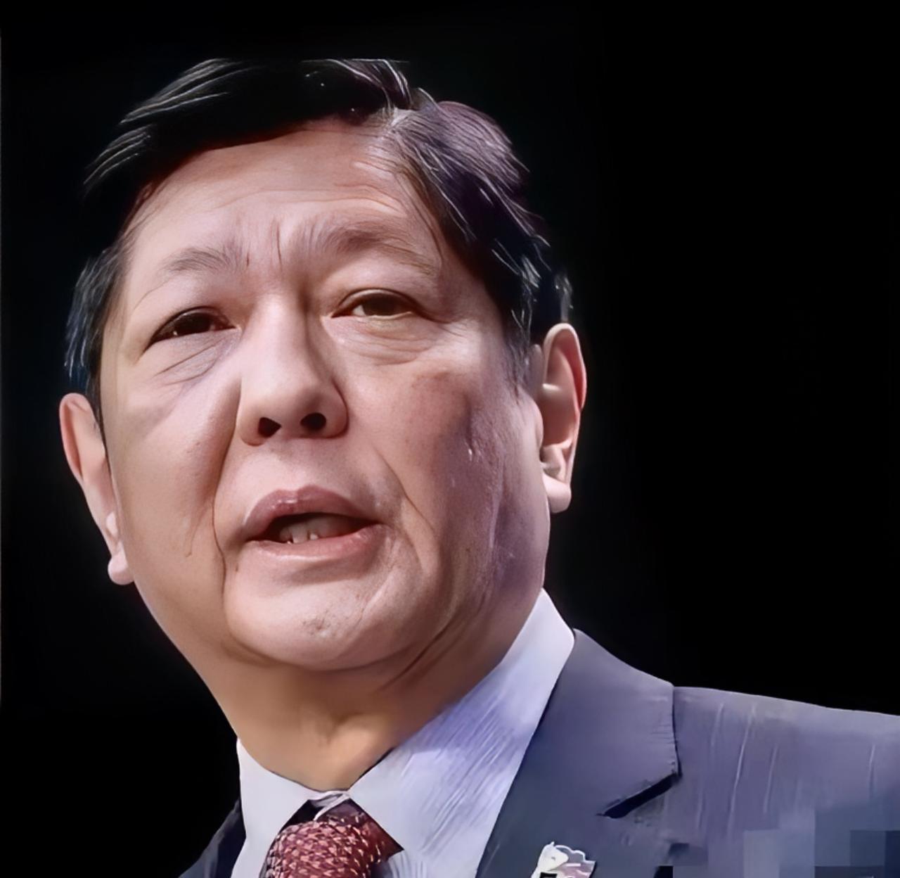 马科斯做梦也没想到，中国这次真的会“断供”。过去十年，菲律宾吃中国的饭、拿中国的