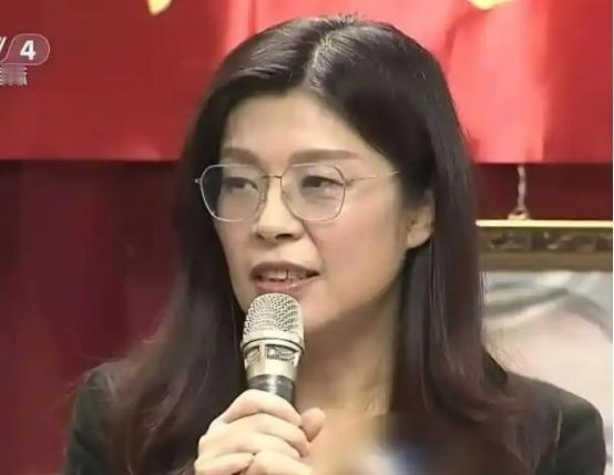 郑丽文已抵达上海，民进党威胁对她下黑手，解放军的警告相当直白。
 
2026年4