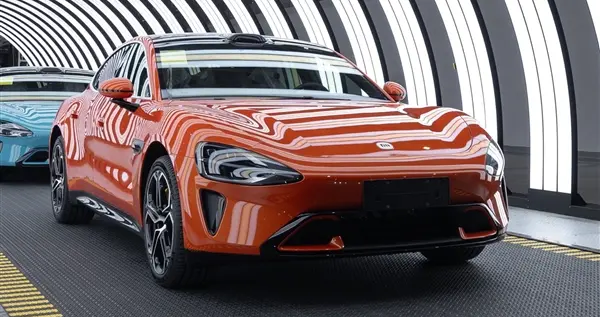 跑这么快干嘛 雷军回应小米汽车性能过剩：只有这才能把车做好