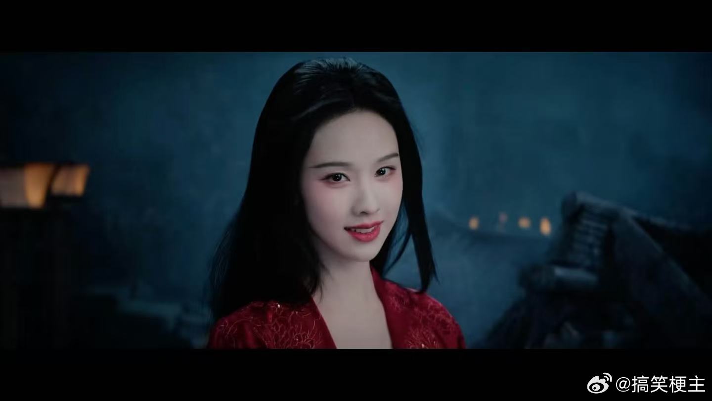 月鳞绮纪愚人节播月鳞绮纪愚人节播来真的愚人节不整蛊只播剧，这波操作太圈粉，从设定