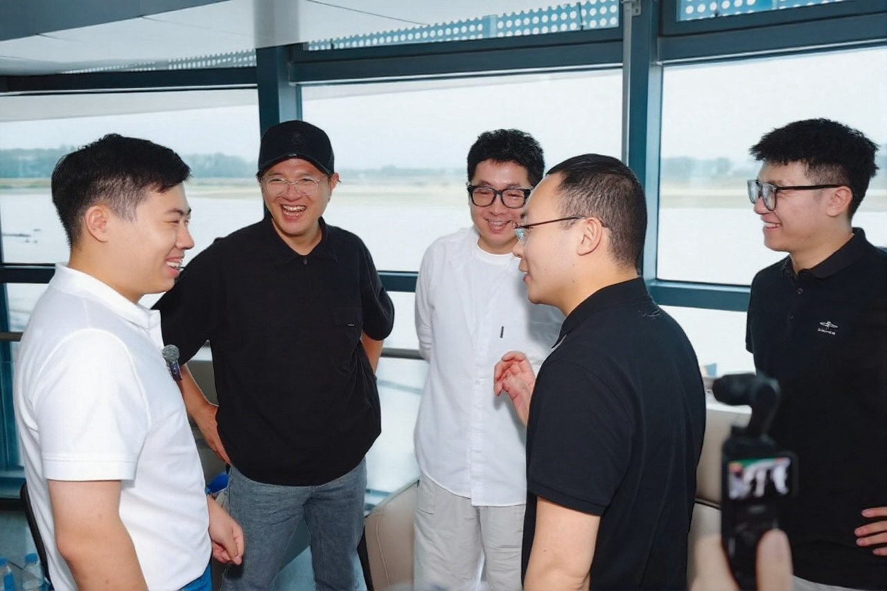 消失一上午，都在学习飞行理论和规章，为接下来升级 私用飞行执照 做准备[并不简单