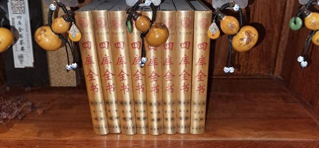 乾隆搞了个“文化大扫除”，7亿字丛书背后，竟藏着3000颗人头