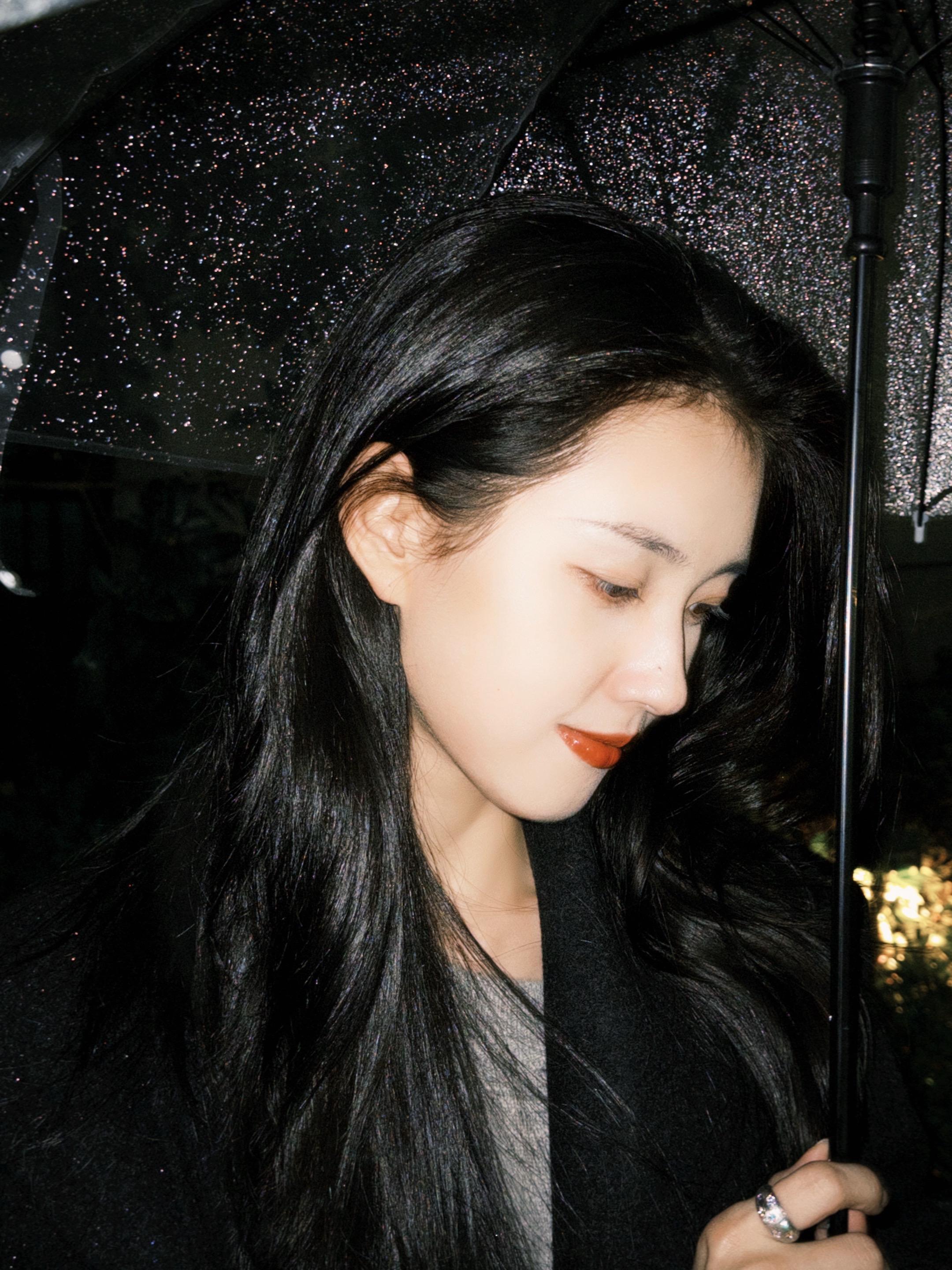 我就这样每天小宇欣小宇欣的挂嘴边 很幸福 晚安❤️郭宇欣