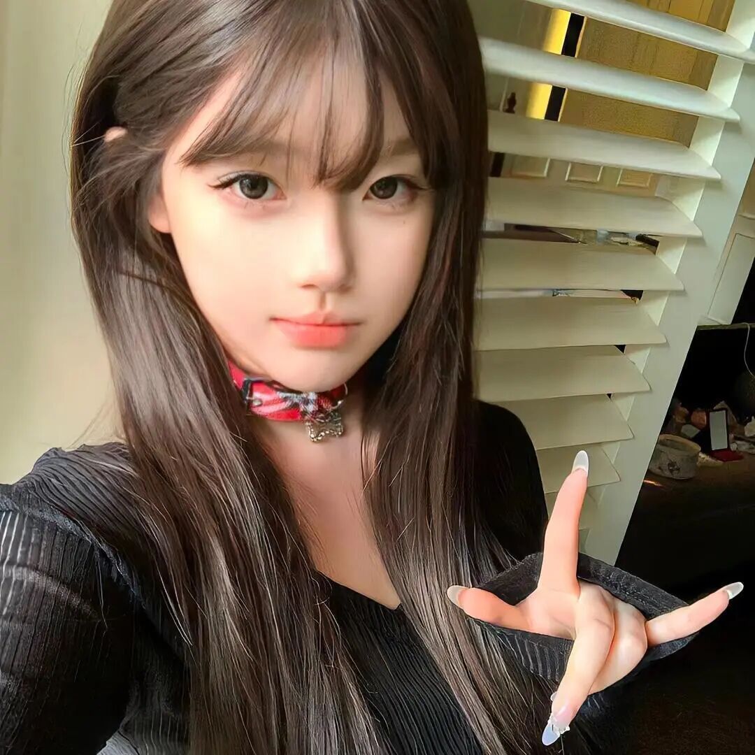 𝗪𝗲𝗖𝗵𝗮𝘁头像 ‖女生头像‖氛围感‖优质女头‖小众高级 ‖无水印女