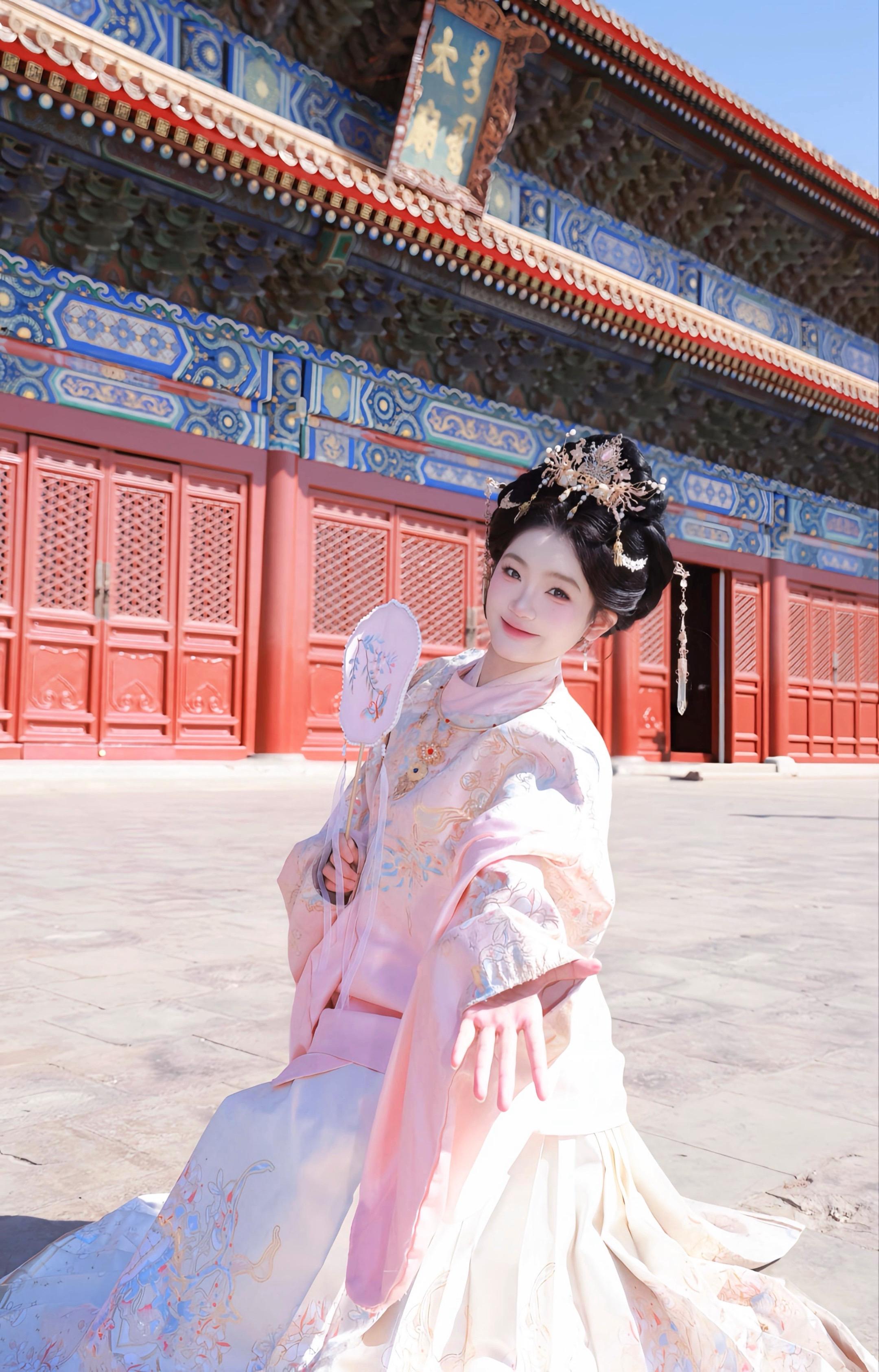 “戒骄戒躁 谨言慎行～我宰相府上的三小姐 可是除了背诗 样样精通！”
