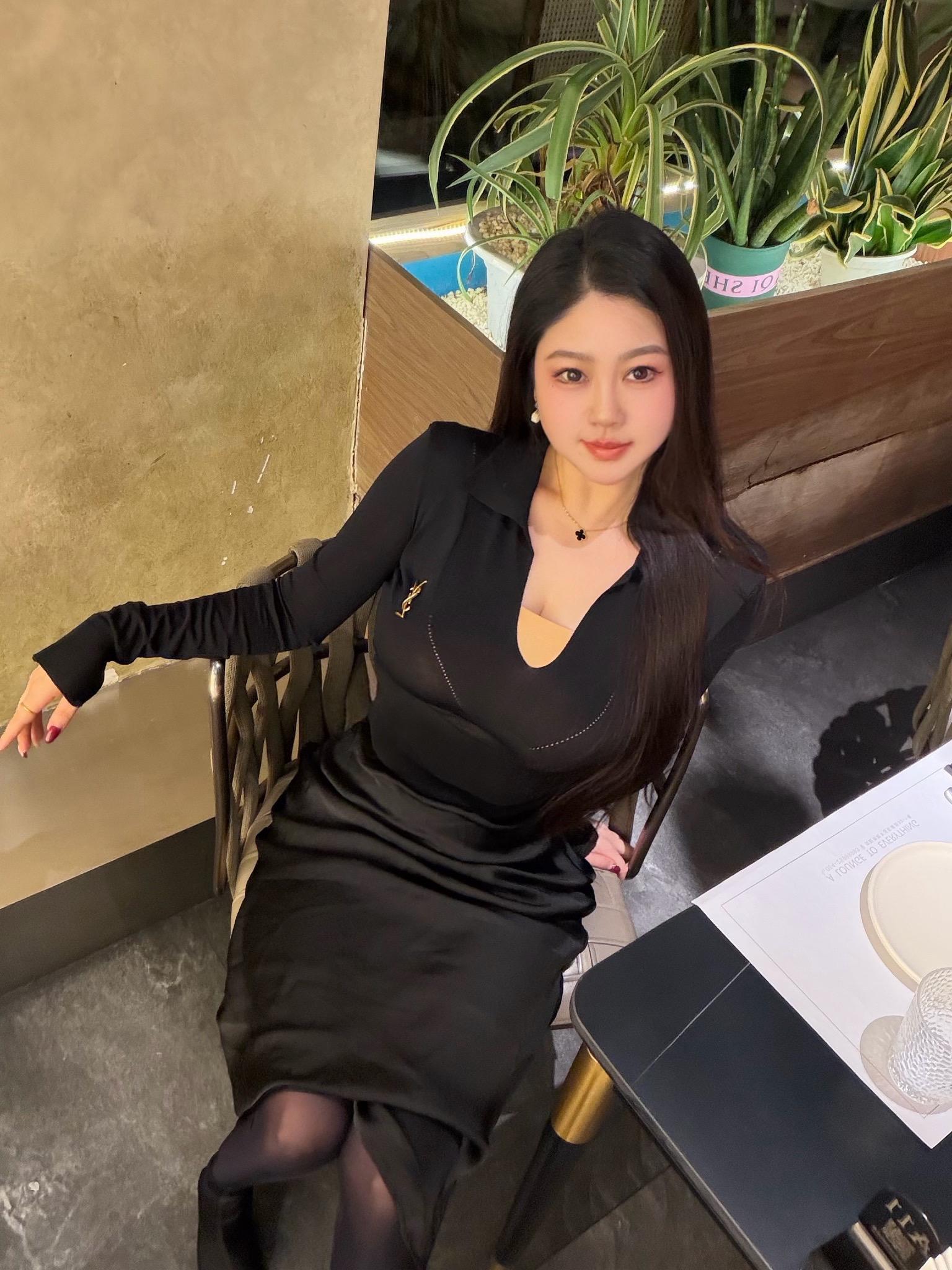 不要相信任何女人 除非那个女人是我。在线蹲个正经处对象的