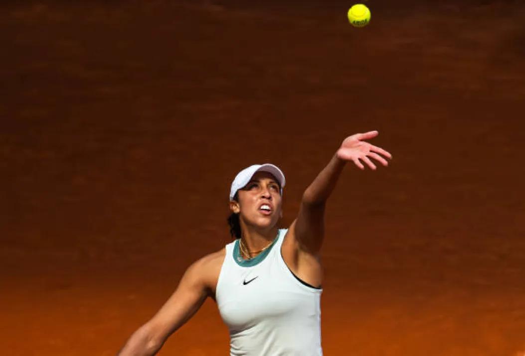 网球有約｜麦迪逊·凯斯 (Madison Keys) 以 4-6 6-4 的比分