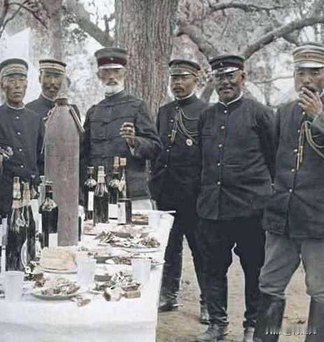 日俄战争（1904年至1905年）是发生在中国土地上的他国战争。
1904年2月