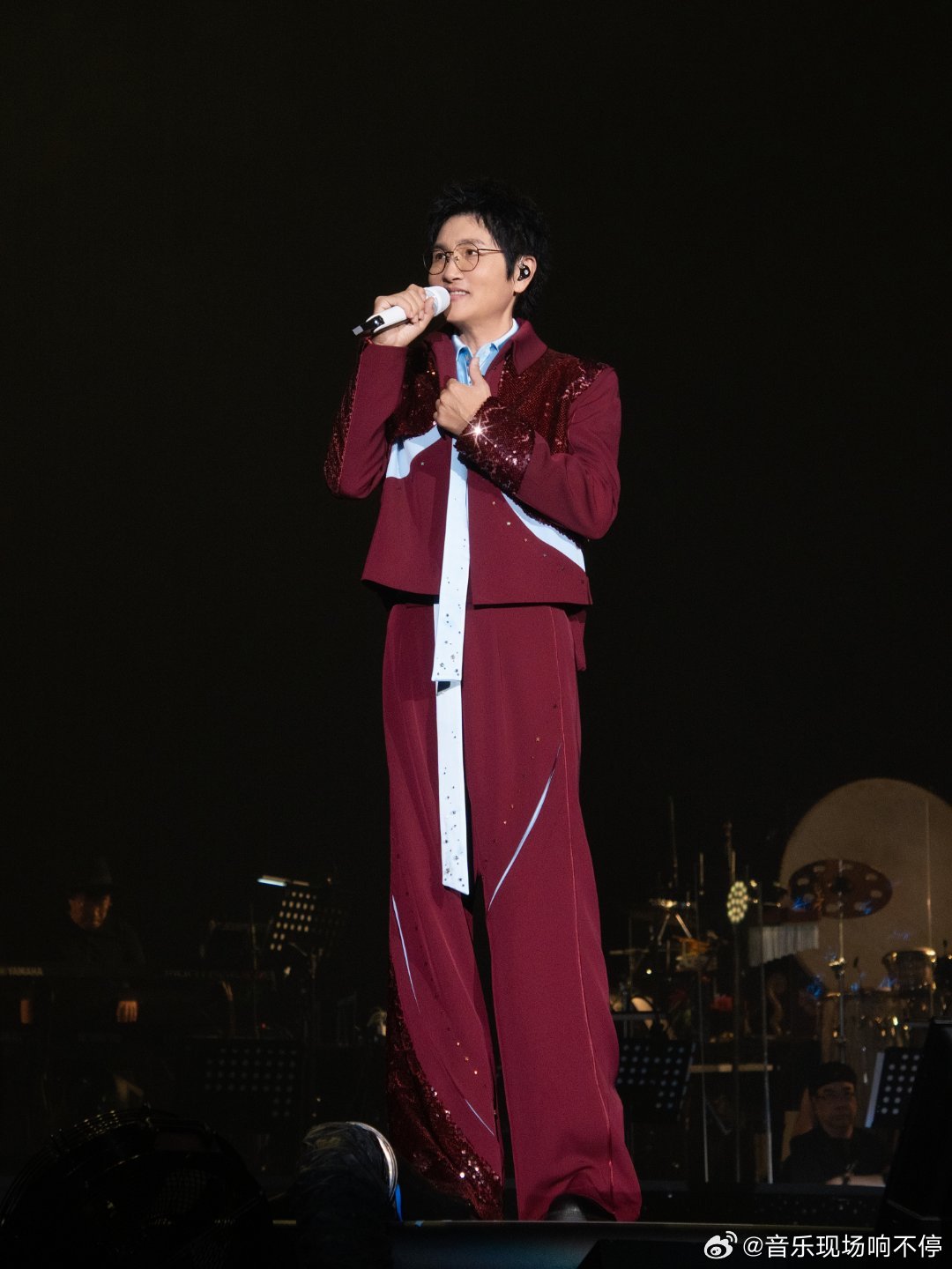 声声入人心，时光流转三十载，孙楠深圳演唱会今日开票，经典金曲，回忆再现。9月12