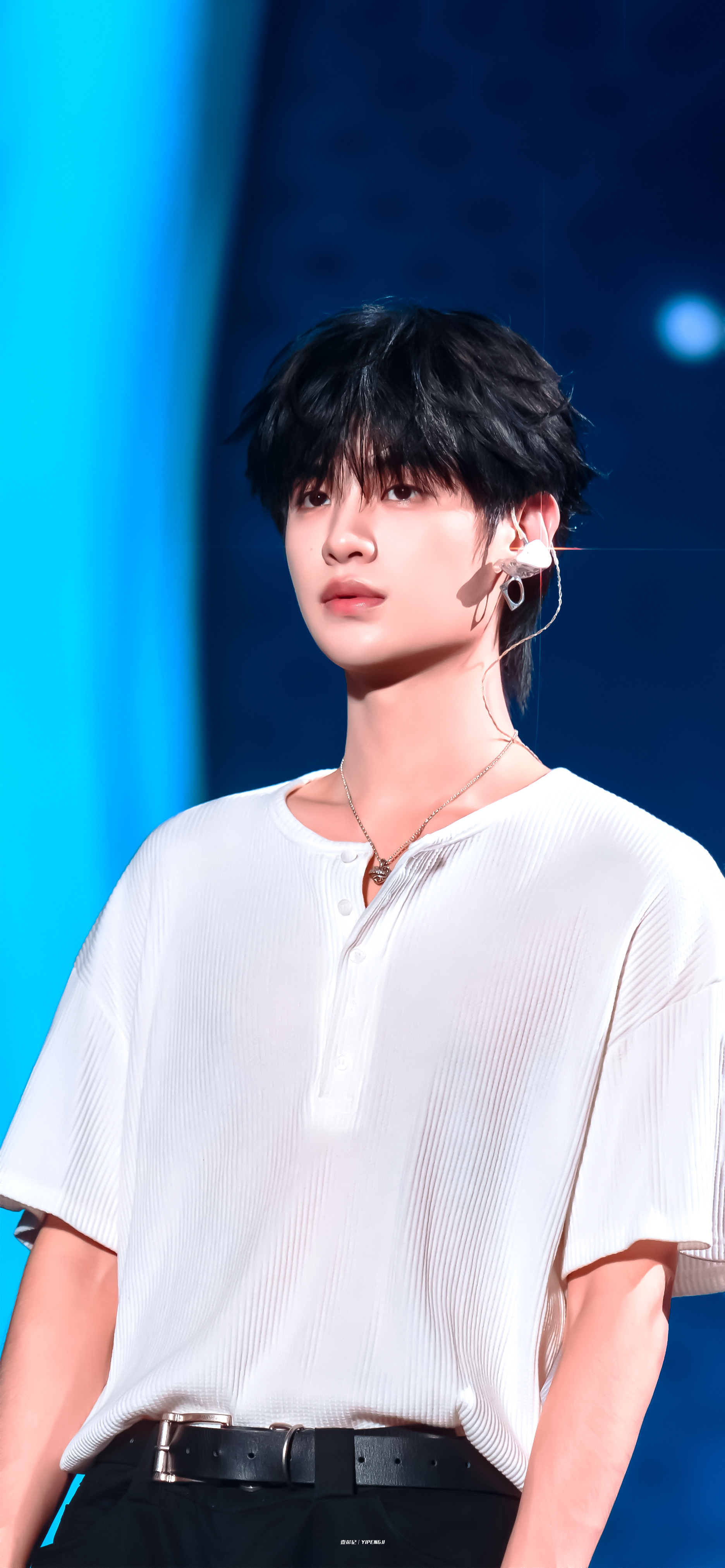 黄明昊 · 𝙅𝙪𝙨𝙩𝙞𝙣 