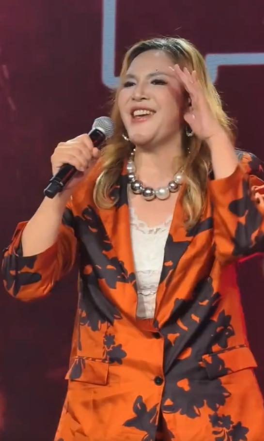 饿洛思帝国最后的玫瑰，要凋谢了吗？这种靠坑蒙拐骗起号的“艺人”，早该封了。那艺娜