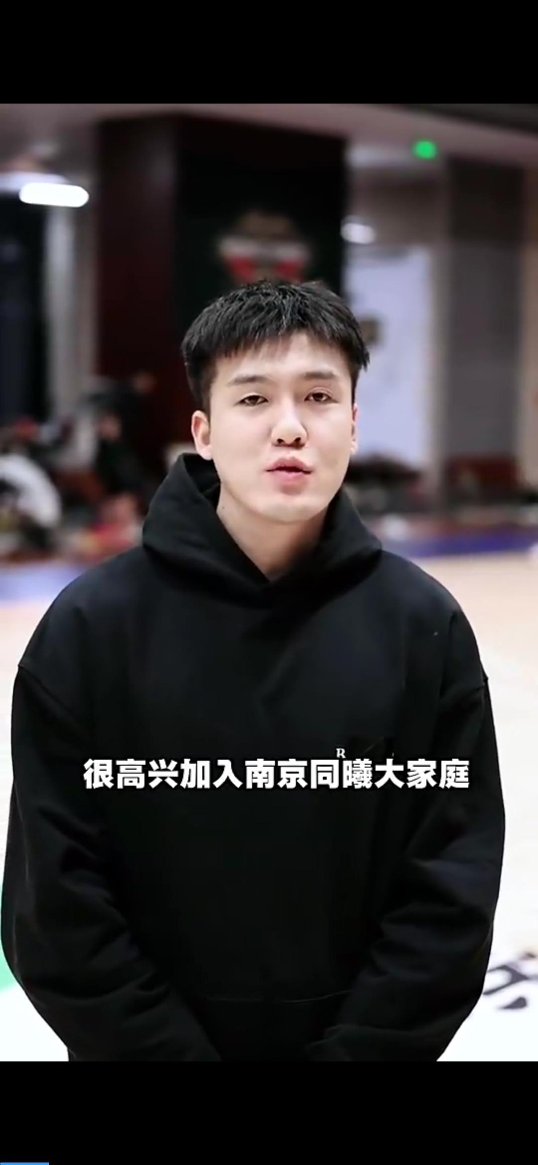 黄荣奇接班林威，新赛季进攻球权多，他很可能成为“全能战士”

黄荣奇近期流量低，