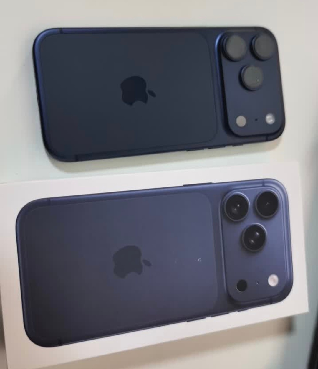 曝某大厂超大杯手机停更内存涨价是一个原因，更重要的可能是大家更新换手机的频率低了