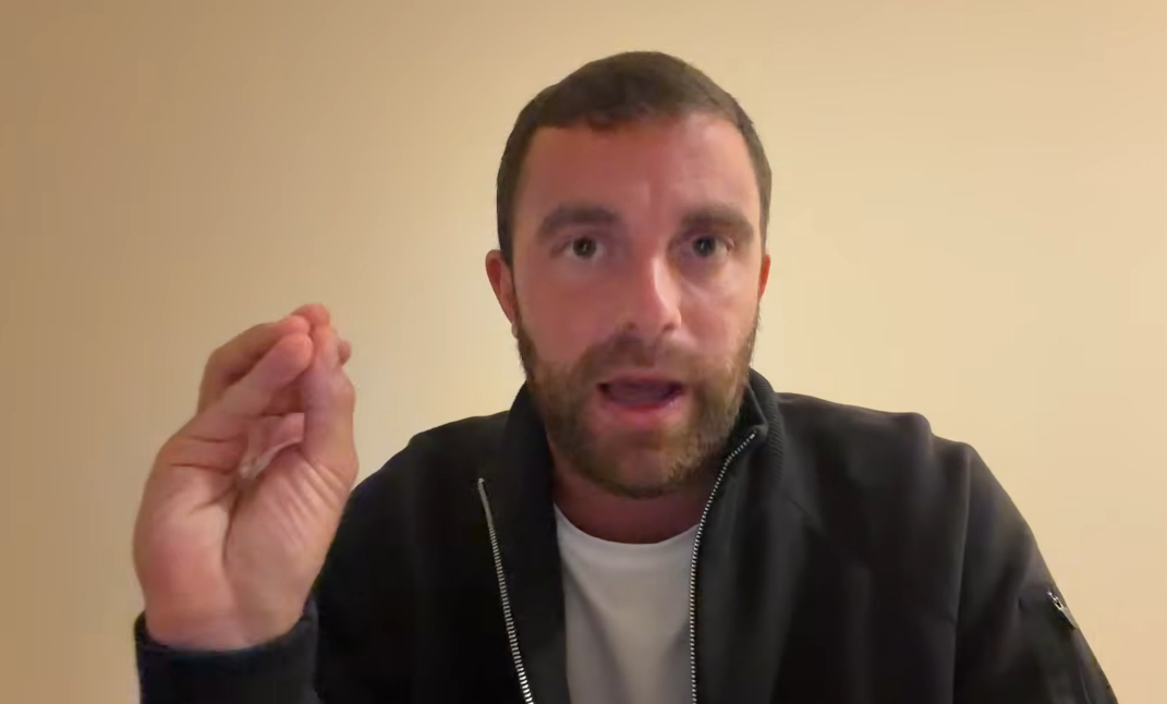 【罗马诺今日资讯】“皇马一直都是我们近期的热门话题。”· 尼克帕斯向皇马传递的大