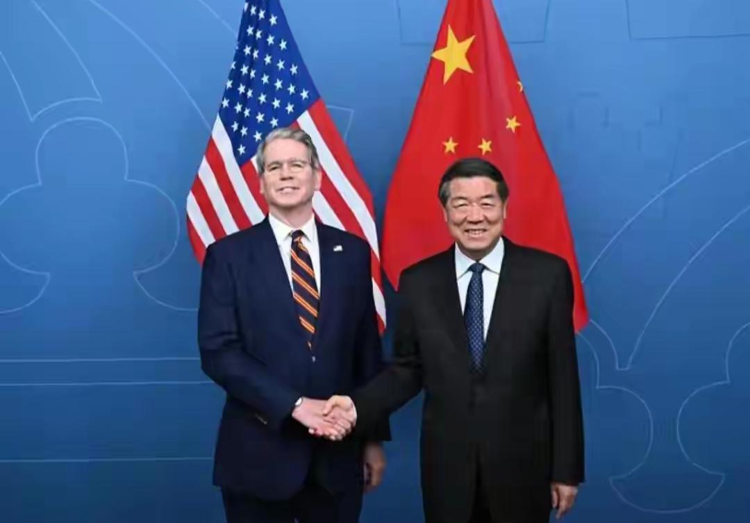 中美吉隆坡10小时谈判，说穿了就是美国从“耍横”到“认怂”的现形记。
 
之前贝