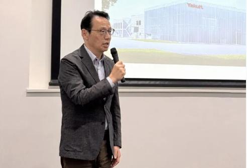 高市早苗怕啥来啥？中国27号公告发布，日本没等到中方的会面，等来了中方的制裁清单