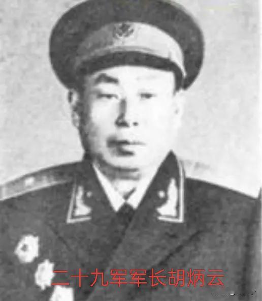 历史上的今天，
1949年4月27日，苏州解放。
解放苏州的主力部队是中国人民解