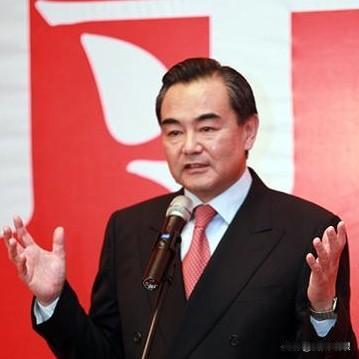 在大陆，有网友说解决台湾问题只有三种方式最适宜……

是哪三种方式呢？大家晓得：