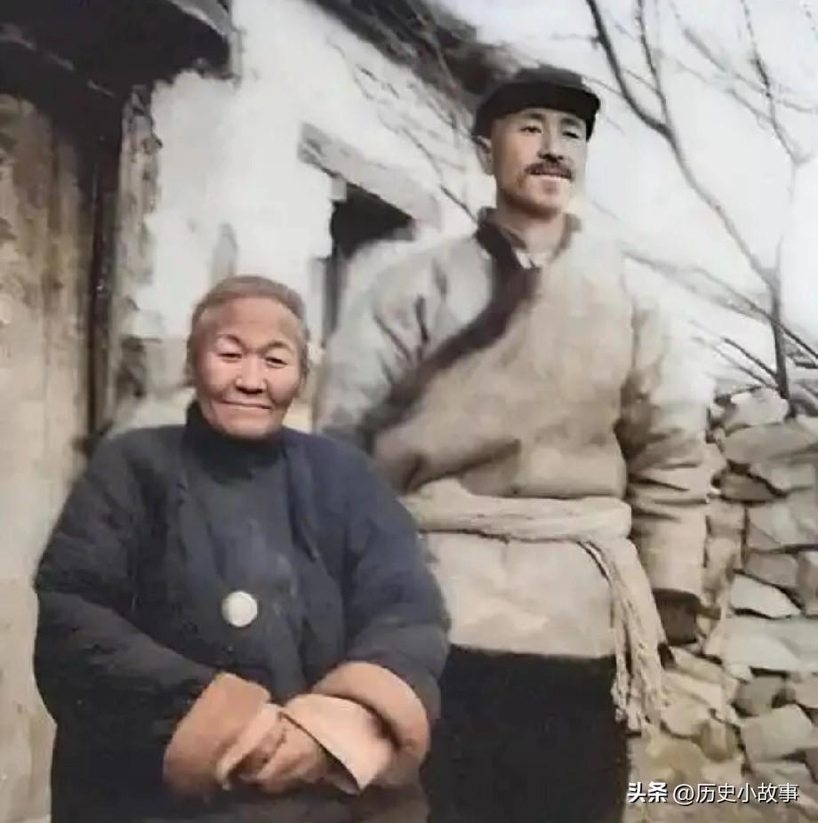 1956年，山东公安拦住一卖酒老汉，他掏出证件后，所有人都沉默了1956年3月，