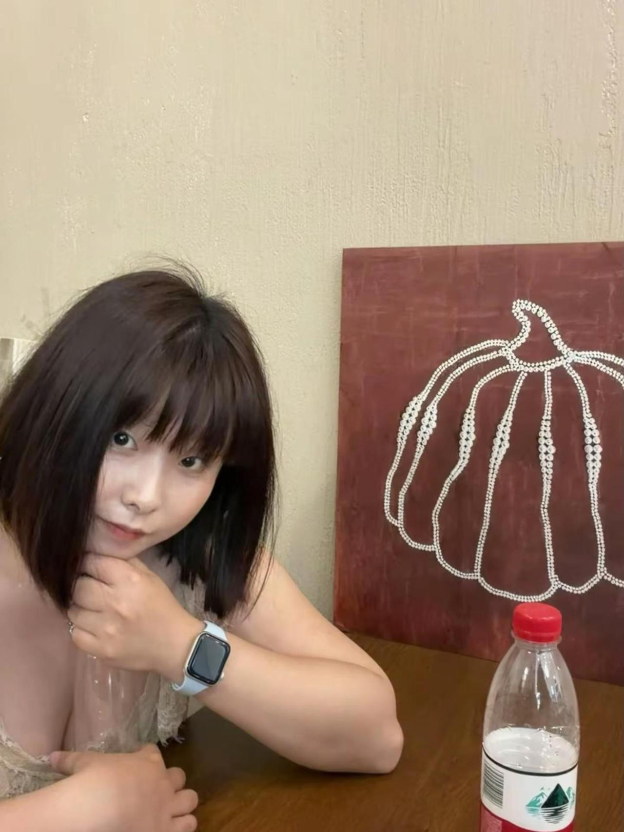 装一下甜妹 低像素live 日系短发