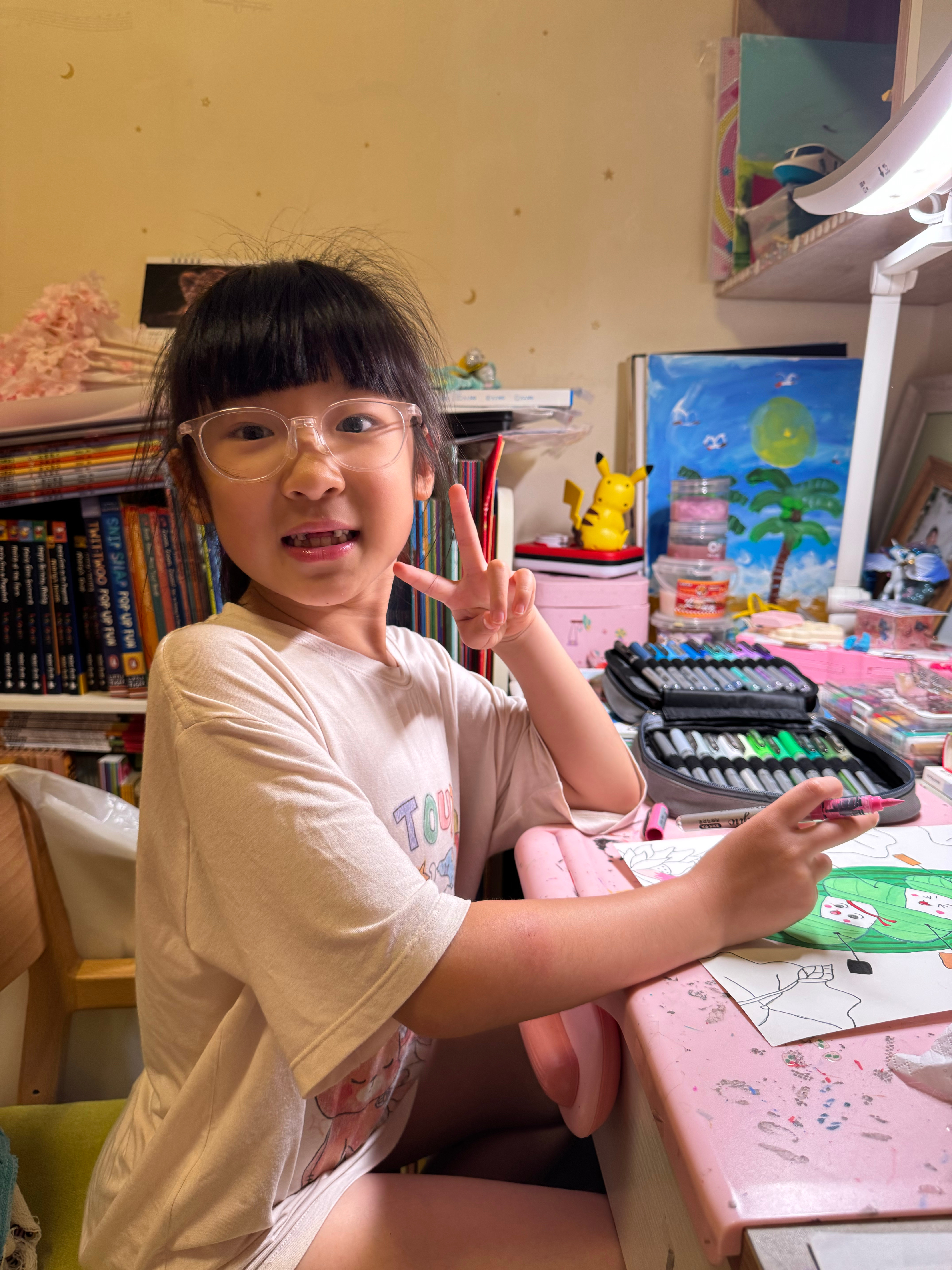 明天上学了作业还没画完呢 