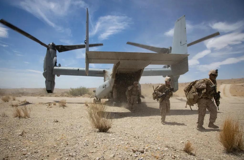 阿联酋专家放话：美国军事基地是累赘，赶紧撤走，我们自己能保护自己

阿联酋有个叫