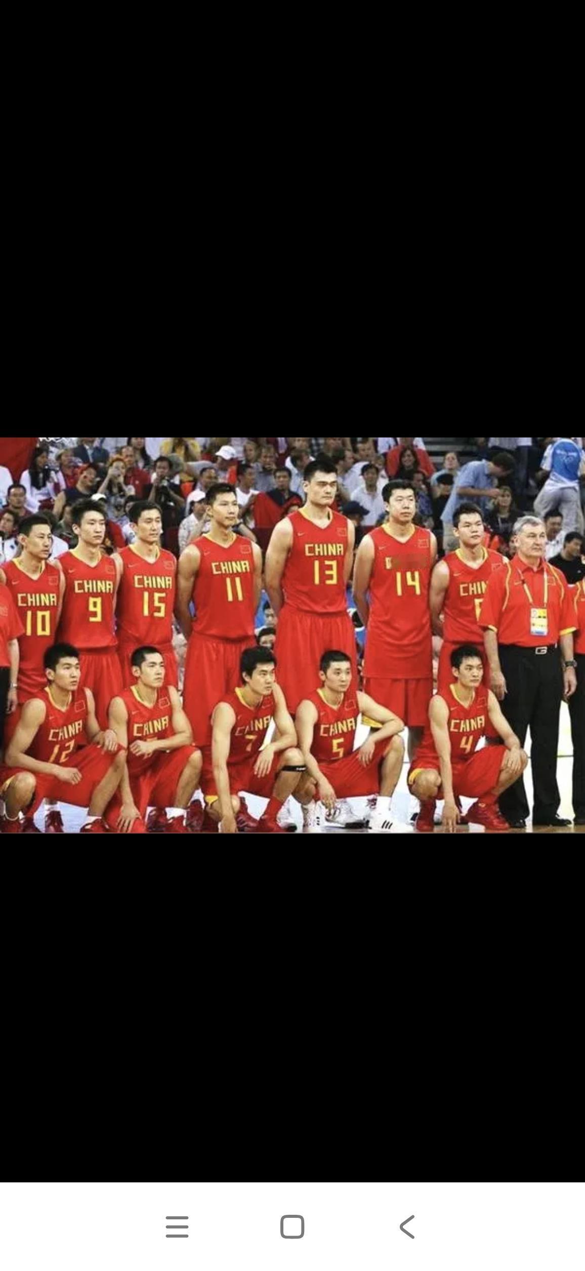 谁该为中国篮球现状负责？
如今的中国篮球，已经彻底跌入低谷。
男篮持续低迷、屡战