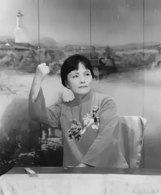 著名扬州评话表演艺术家王丽堂去世 一级演员王丽堂，凌晨逝世 昨天（5月17日），