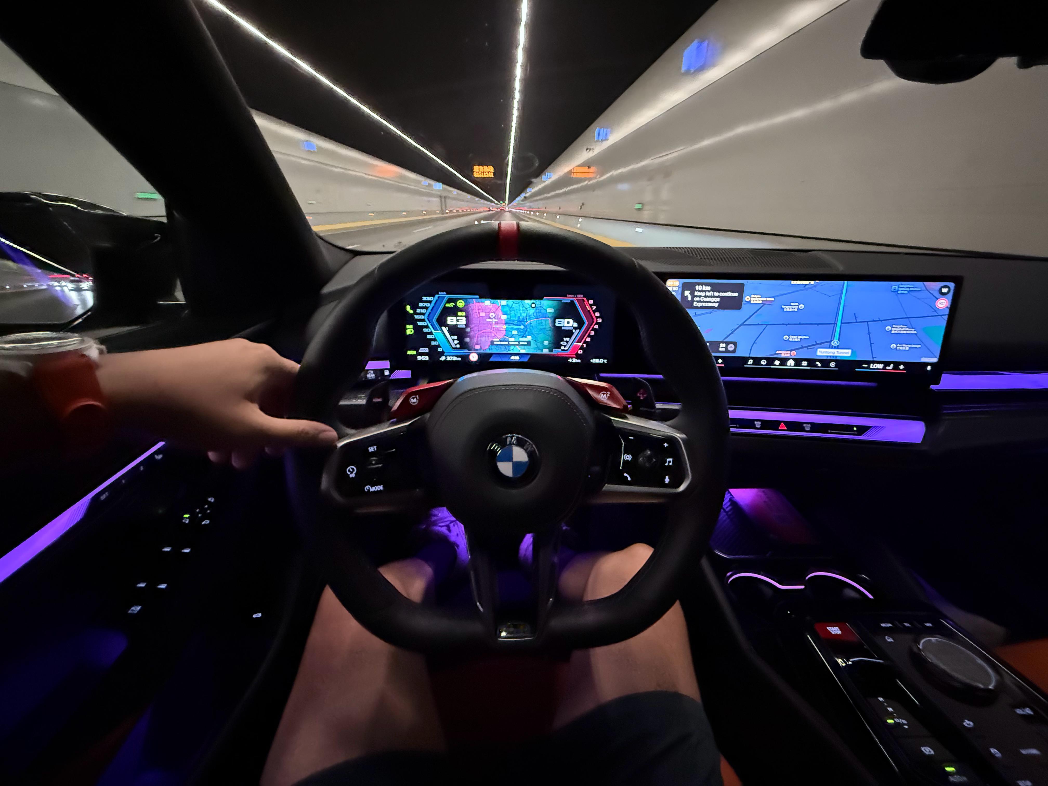 M5 代步开真太舒服了，绝对中年友好的高性能车你的下一台车  ​​​
