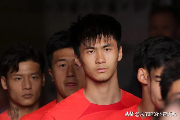 吴少聪退出国家队集训有伤在身嘛，回俱乐部养伤，再正常不过的情况啦，也符合客观规律