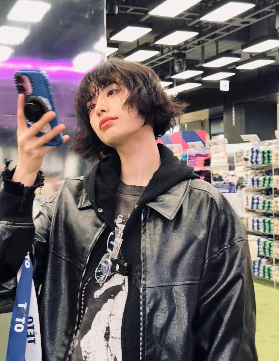 得防沉迷了……这几天剧里剧外都在沉迷……不想用硬控这个词但真的被控了……

她真