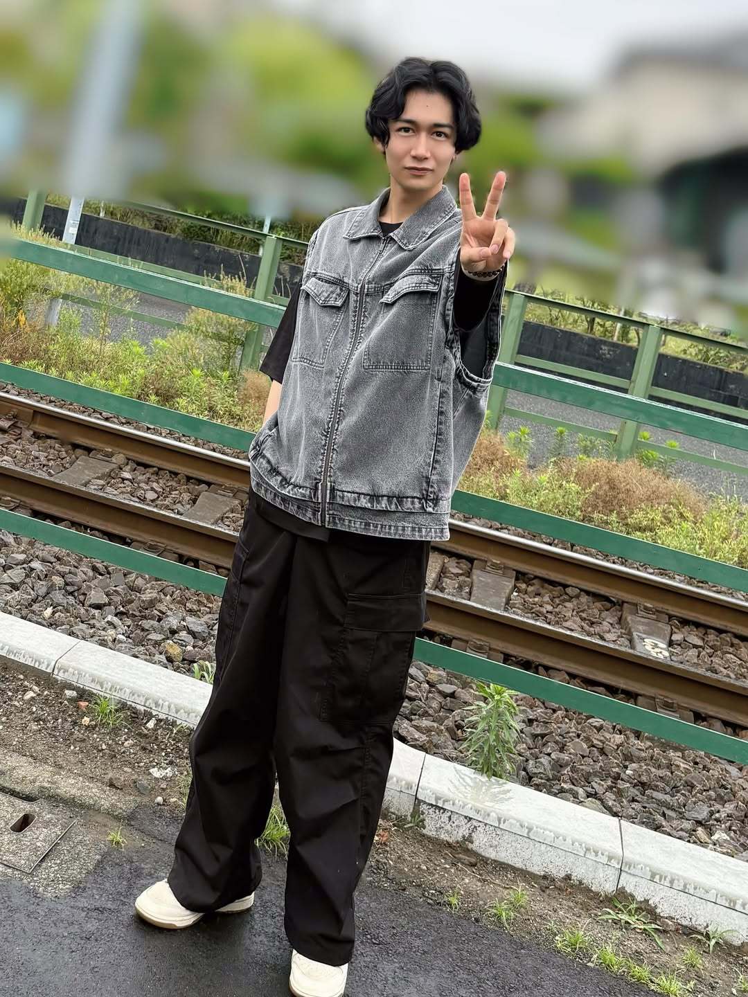 安田啓人少し前に江ノ電の近くで撮った写真📸大学の友人たちとみんなでボードゲーム