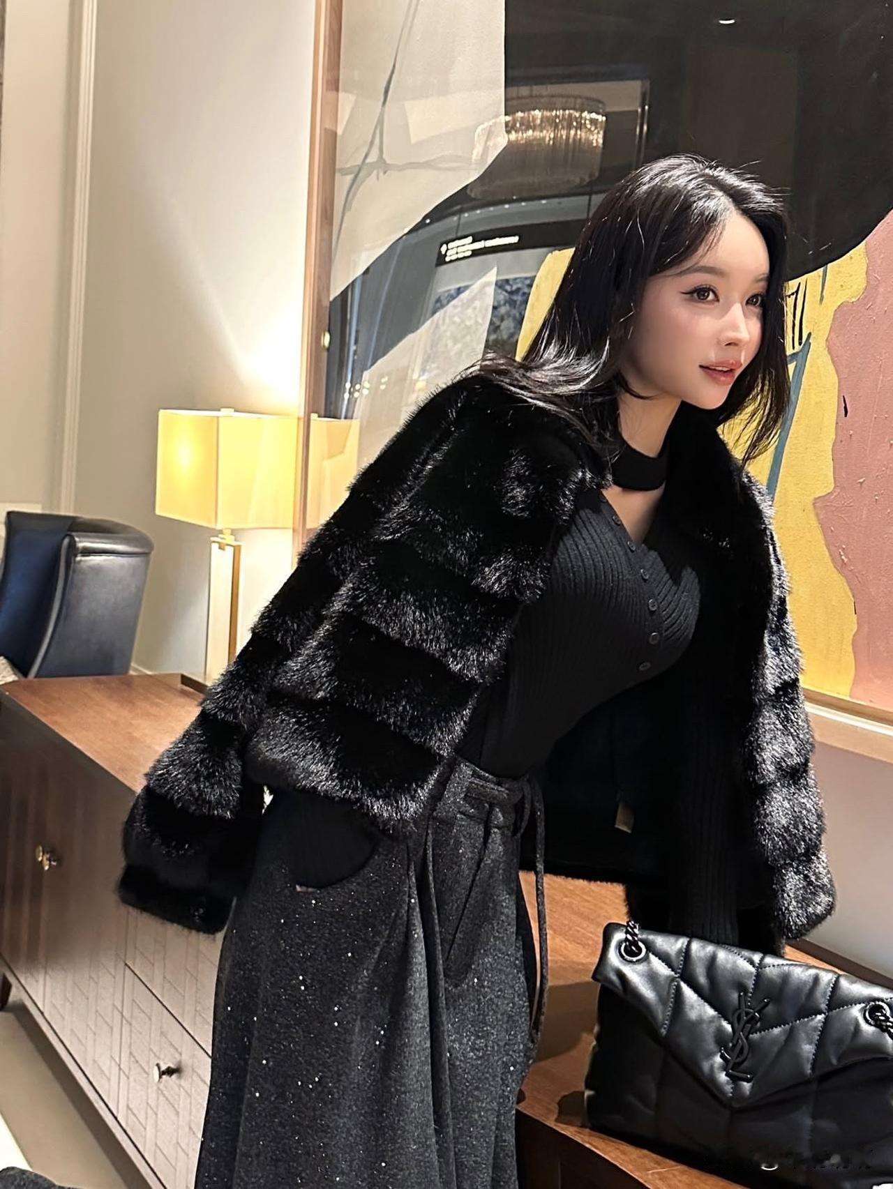 氛围感出片穿搭