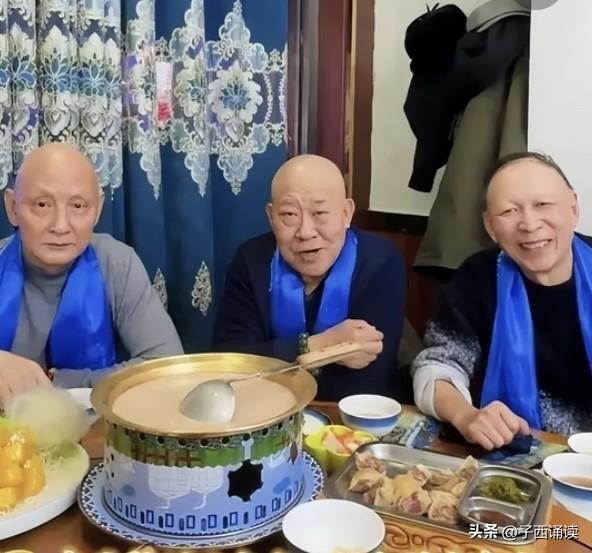 哈哈，这几位活宝在一起，用什么语言形容比较贴近有意思？