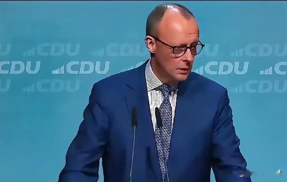 12月14日早上的最新消息速报，全都不容错过，第五条： 德国总理直言欧美和平时代