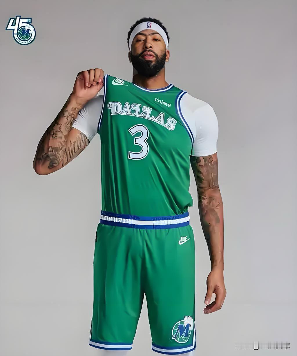 浓眉的下家不好找啊！


想想愿意为浓眉开高价的球队，只能满足这三个条件：

一