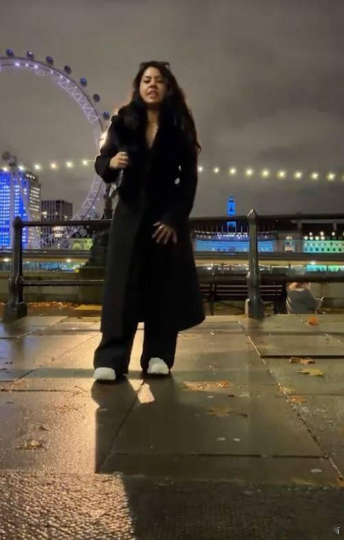 抢匪惹错人！美国田径女将伦敦自拍遭抢手机　全力冲刺迅速追回海外新鲜事 一名美国女