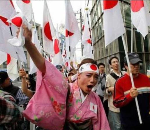 一个堂堂正正的五常！一个反法西斯的战胜国！居然被一个惨无人道的战败国、至今被国际
