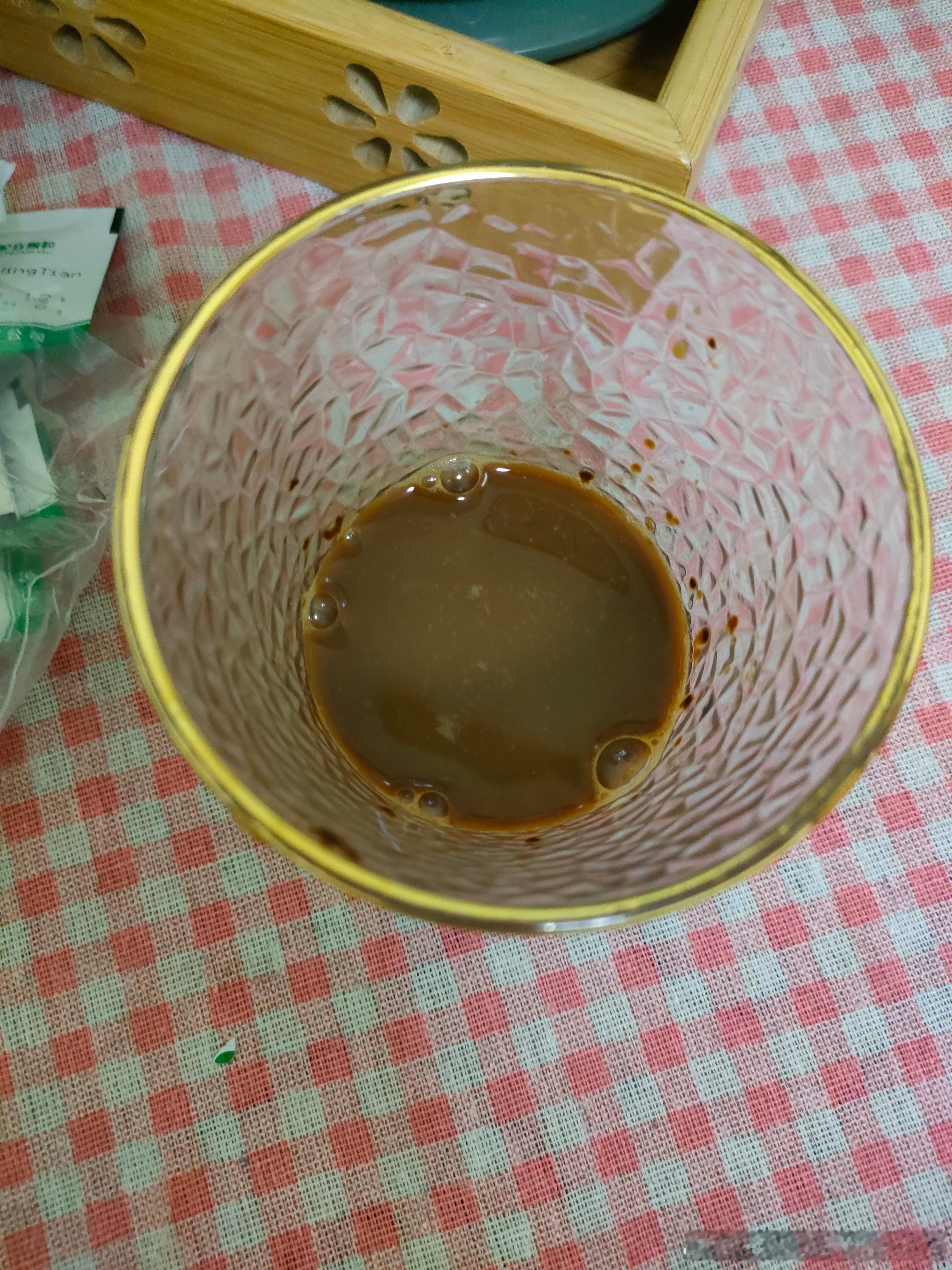 #国医的精诚力量##中医仙草节##肥猫走南闯北# 感谢各位，老肥猫已经喝了红景天