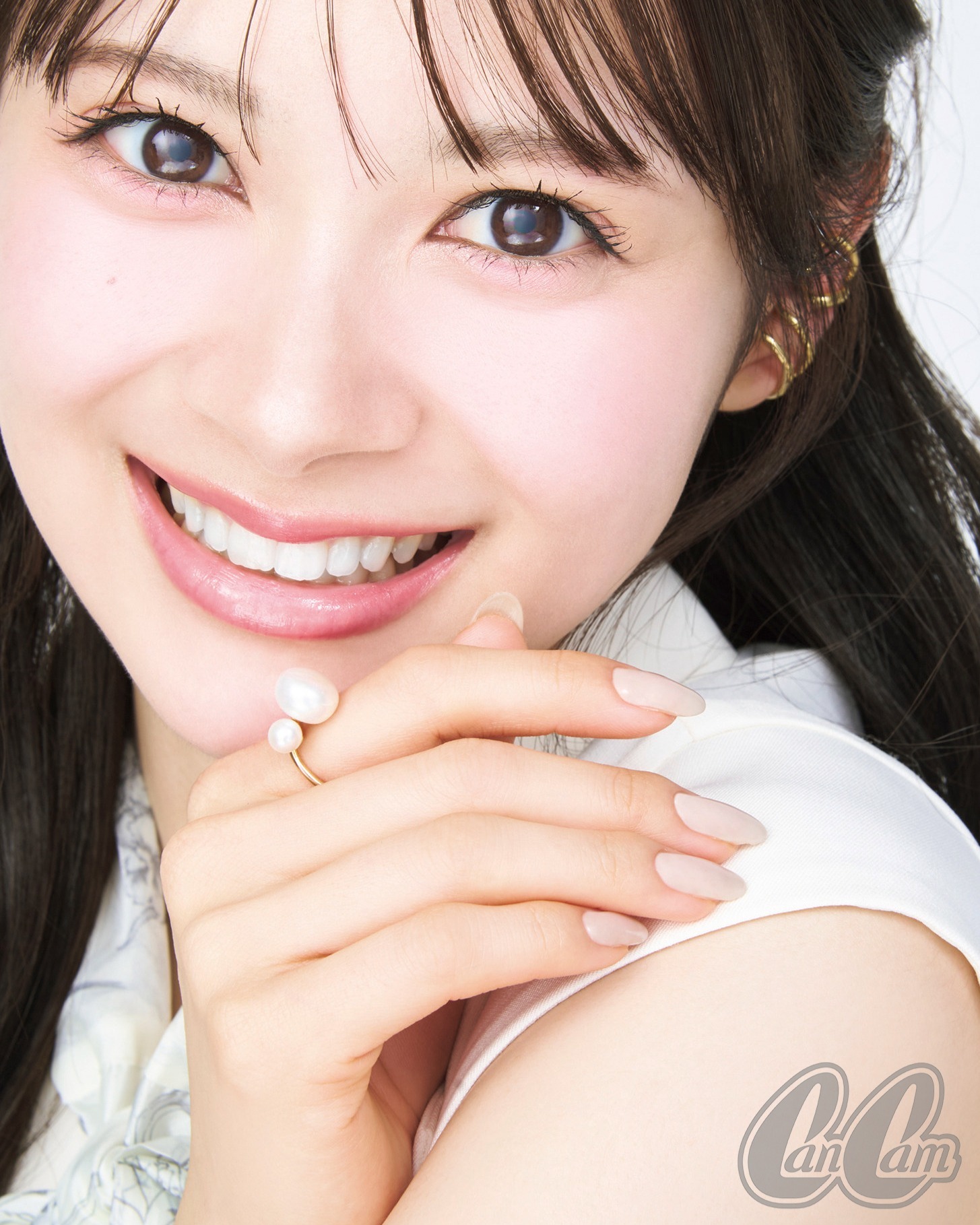 【新闻】AKB48伊藤百花 AKB48 的伊藤百花与 OCHA NORMA 的北