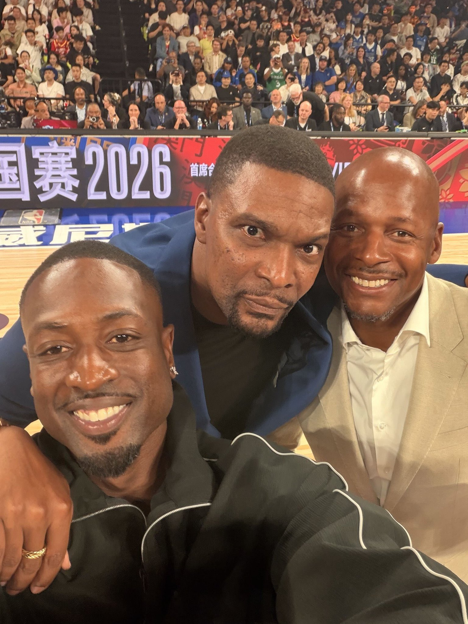 一晃13年！韦德、波什和雷·阿伦在 NBA中国赛 重聚🔥距离他们2013年共同