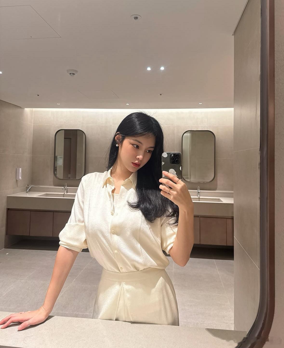 其实我当时看到私生子同样享受婚生子的权利的时候，我觉得结不结婚都行。还不如干脆放