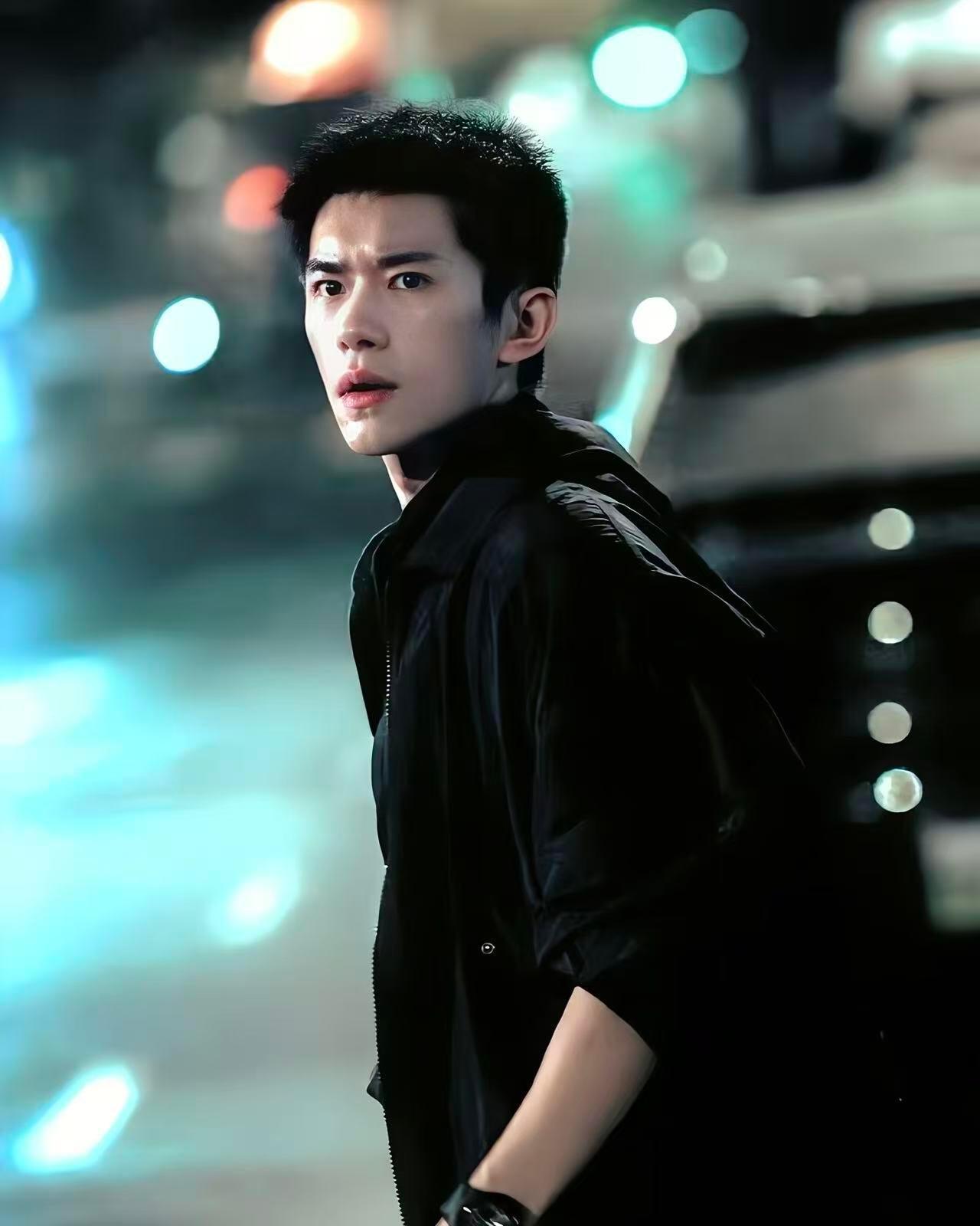 他的电影感是来自于眼睛？！。。