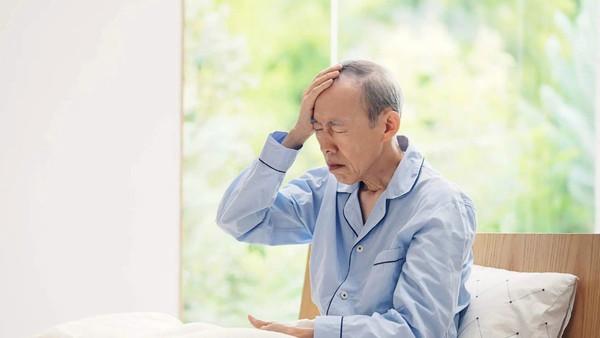 春季头晕高发是中医“肝气升发”与西医“血管波动”共同作用的结果。

中医理论认为