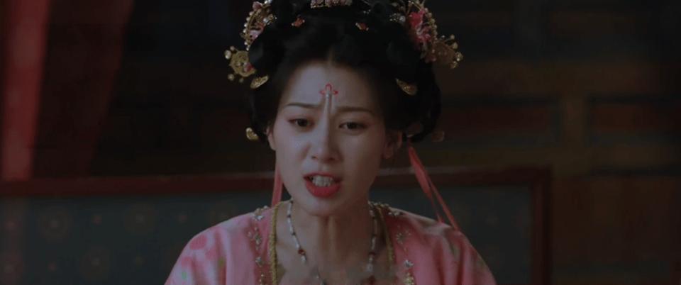 没人能拒绝赵昭仪友宝女赵昭仪御廷谣里演闺蜜脑严馥之这个“友宝女”，被赵昭仪演得活