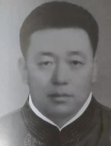 1939年春，冀东抗日联军总司令高志远赶赴平西，受到战友招待，在接风宴上，战友趁