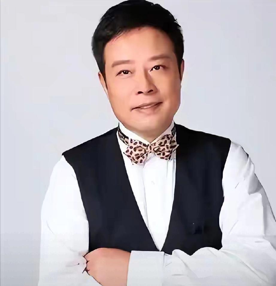 播天气预报30年竟是临时工！央视多次邀他转正被拒
 
     家喻户晓的“气象